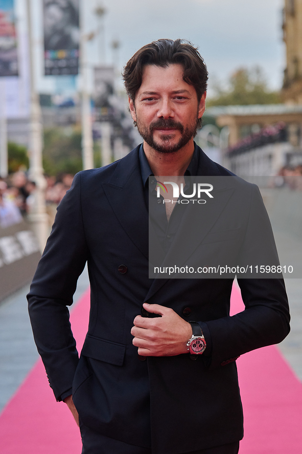 Alvaro Morte attends the red carpet of the film ''The Wild Robot'' during the 72nd San Sebastian International Film Festival in San Sebastia...