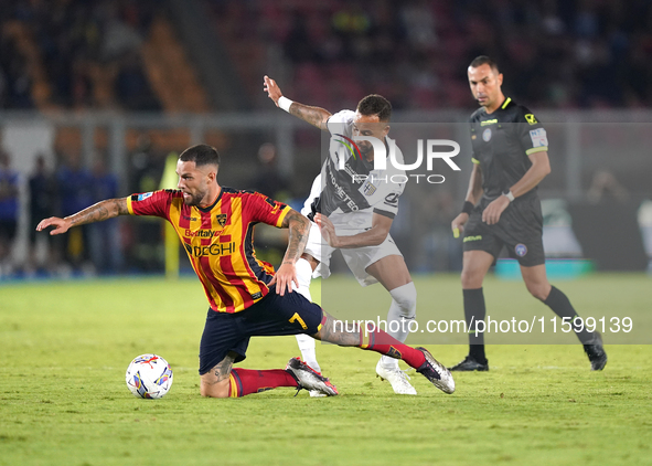 Tete Morente of US Lecce is in action during the Serie A match between Lecce and Parma in Lecce, Italy, on September 21, 2024. 