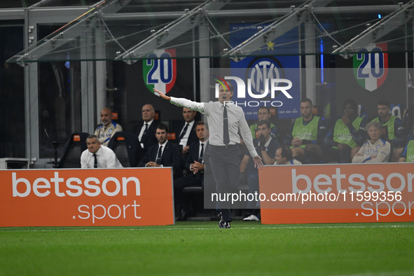 Coach Simone Inzaghi of Inter FC during the Italian Serie A football match between Inter FC and AC Milan in Milan, Italy, on September 22, 2...