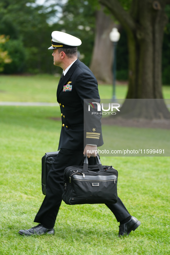 U.S. President Joe Biden speaks to reporters after returning to the White House on September 22, 2024 in Washington, DC. Biden hosted a 'Qua...