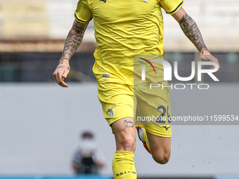 Manuel Lazzari of SS Lazio controls the ball during the Italian Serie A football match between ACF Fiorentina and SS Lazio in Florence, Ital...