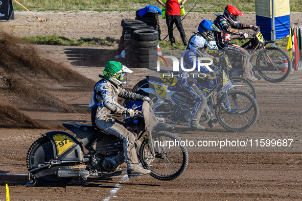 Henri Ahlbom (97) of Finland in green, Chris Harris (37) of Great Britain in white, Mika Meijer (54) of The Netherlands in blue, and Kenneth...