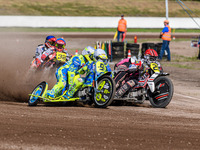 Mitch Goddard and Paul Smith (9) of Great Britain in white ride outside Jeremy Malpeyre and Dylan Bouillard (21) of France in red, with Clem...