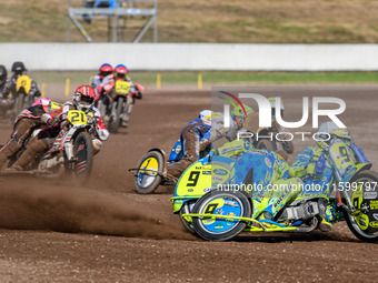 Mitch Goddard and Paul Smith (9) of Great Britain in white lead Wilfred Detz and Britget Portijk (1) of The Netherlands in yellow and Jeremy...