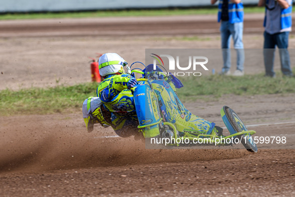 Mitch Goddard and Paul Smith (9) of Great Britain are in action during the FIM Long Track World Championship Final 5 at the Speed Centre Rod...