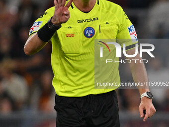 Referee Ermanno Feliciani officiates during the 5th day of the Serie A Championship between A.S. Roma and Udinese Calcio at the Olympic Stad...