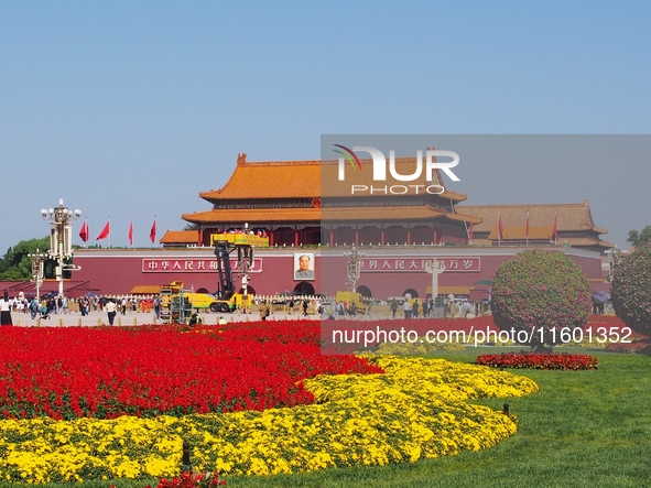 The flower altar at Tian 'anmen Square celebrates the upcoming National Day in Beijing, China, on September 23, 2024. 