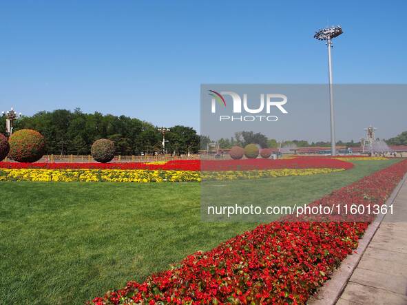 The flower altar at Tian 'anmen Square celebrates the upcoming National Day in Beijing, China, on September 23, 2024. 