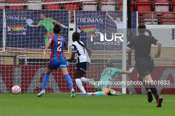 Jessica Naz of Tottenham Hotspur Women scores the third goal during the Barclays FA Women's Super League soccer match between Tottenham Hots...