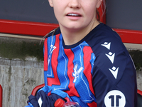 Alexia Potter (on loan from Chelsea) of Crystal Palace Women warms up before the Barclays FA Women's Super League soccer match between Totte...