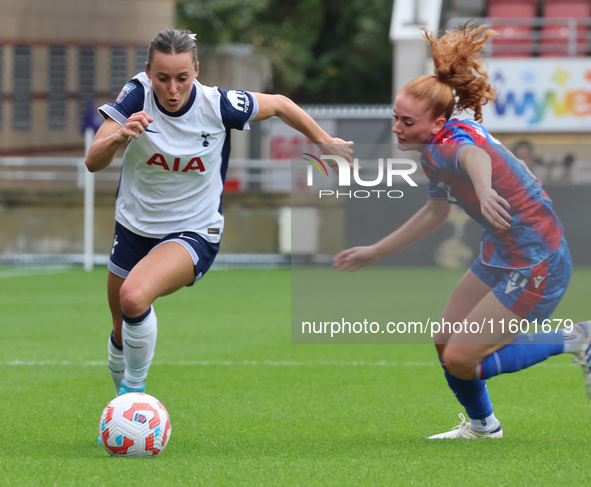 Hayley Raso of Tottenham Hotspur Women takes on Annabel Blanchard of Crystal Palace Ladies during the Barclays FA Women's Super League socce...