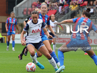 Hayley Raso of Tottenham Hotspur Women is in action during the Barclays FA Women's Super League soccer match between Tottenham Hotspur Women...