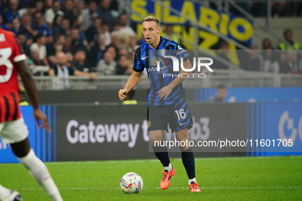 Davide Frattesi (FC Inter) during the Italian championship Serie A football match between FC Internazionale and AC Milan in Milan, Italy, on...