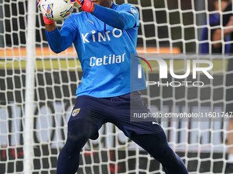 Zion Suzuki of Parma Calcio during the Serie A match between Lecce and Parma in Lecce, Italy, on September 21, 2024. (