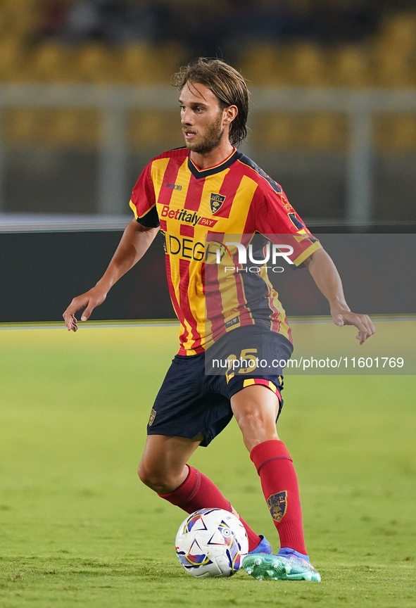 Antonino Gallo of US Lecce is in action during the Serie A match between Lecce and Parma in Lecce, Italy, on September 21, 2024. 