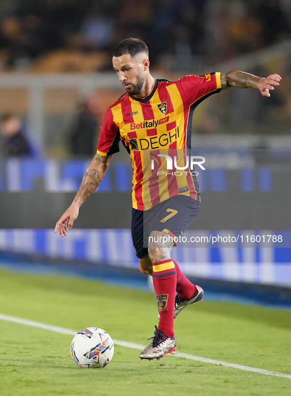 Tete Morente of US Lecce is in action during the Serie A match between Lecce and Parma in Lecce, Italy, on September 21, 2024. 