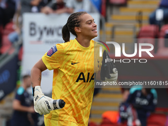 Becky Spencer of Tottenham Hotspur Women during the Barclays FA Women's Super League soccer match between Tottenham Hotspur Women and Crysta...