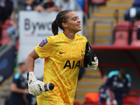 Becky Spencer of Tottenham Hotspur Women during the Barclays FA Women's Super League soccer match between Tottenham Hotspur Women and Crysta...