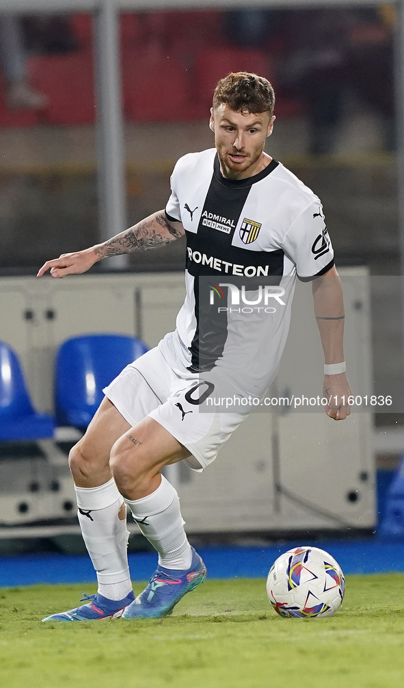 Antoine Hainaut of Parma Calcio is in action during the Serie A match between Lecce and Parma in Lecce, Italy, on September 21, 2024. 