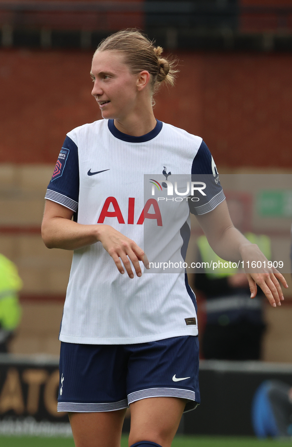 Clare Hunt of Tottenham Hotspur Women is in action during the Barclays FA Women's Super League soccer match between Tottenham Hotspur Women...