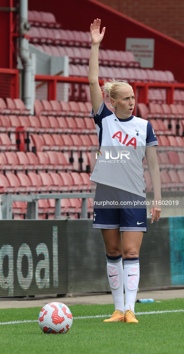 Eveliina Summanen of Tottenham Hotspur Women plays during the Barclays FA Women's Super League soccer match between Tottenham Hotspur Women...