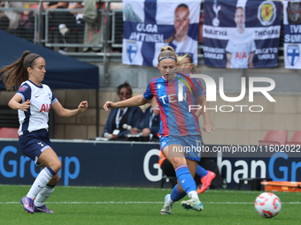 Alexia Potter (on loan from Chelsea) of Crystal Palace Women is in action during the Barclays FA Women's Super League soccer match between T...