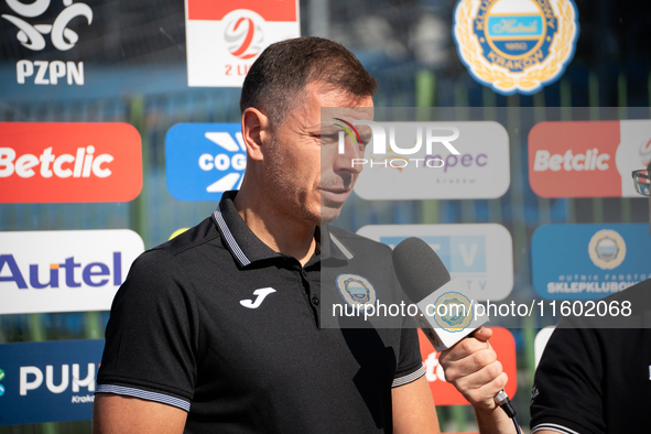 Hutnik coach Maciej Musial stands before the game between Hutnik Krakow and Resovia Rzeszow in Krakow, Poland, on September 22, 2024. Betcli...