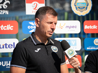 Hutnik coach Maciej Musial stands before the game between Hutnik Krakow and Resovia Rzeszow in Krakow, Poland, on September 22, 2024. Betcli...