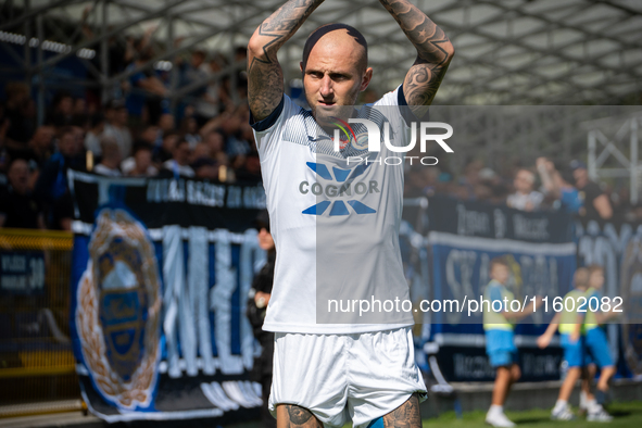 Deniss Rakels participates in the game between Hutnik Krakow and Resovia Rzeszow in Krakow, Poland, on September 22, 2024. Betclic 2 Liga, P...