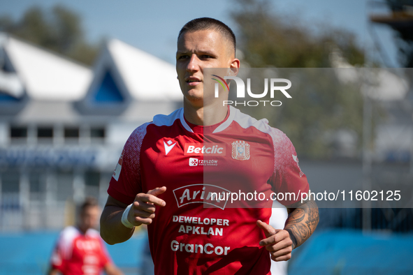 Bartlomiej Eizenchart participates in the game between Hutnik Krakow and Resovia Rzeszow in Krakow, Poland, on September 22, 2024. Betclic 2...