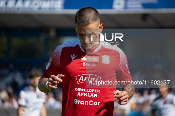 Bartlomiej Eizenchart participates in the game between Hutnik Krakow and Resovia Rzeszow in Krakow, Poland, on September 22, 2024. Betclic 2...