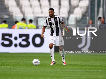 Gleison Bremer of Juventus during the Serie A match between Juventus and Napoli at Allianz Stadium in Turin, Italy, on September 21, 2024. (