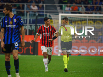 Maurizio Mariani referees during the match between FC Internazionale and AC Milan in Serie A at Giuseppe Meazza Stadium in Milan, Italy, on...