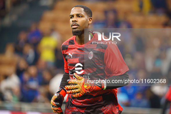 Mike Maignan during FC Internazionale against AC Milan, Serie A, at Giuseppe Meazza Stadium in Milan, Italy, on September 22, 2024. 