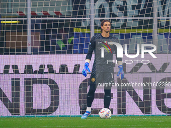 Yann Sommer during the match between FC Internazionale and AC Milan in Serie A at Giuseppe Meazza Stadium in Milan, Italy, on September 22,...