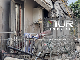 People dig through the rubble of a building that collapses in Saviano, near Naples, on Sunday morning. According to initial reconstructions,...