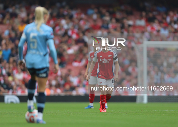 Arsenal Captain Kim Little eyes Alex Greenwood during the Barclays FA Women's Super League match between Arsenal and Manchester City at the...