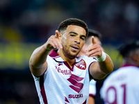 Che' Adams of Torino FC celebrates after scoring third goal during the Serie A Enilive match between Hellas Verona and Torino FC at Stadio M...