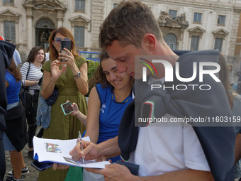 Filippo Tortu signs autographs at the end of the ceremony of the flags with the President of the Republic Sergio Mattarella in Rome, Italy,...