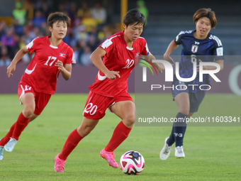 Un-Yong Chae of Korea DPR controls the ball during the FIFA U-20 Women's World Cup final match between Korea DPR and Japan at El Campin Stad...