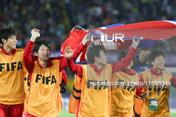 Players of Korea DPR celebrate after winning the FIFA U-20 Women's World Cup Colombia 2024 Final match between Korea DPR and Japan at Estadi...