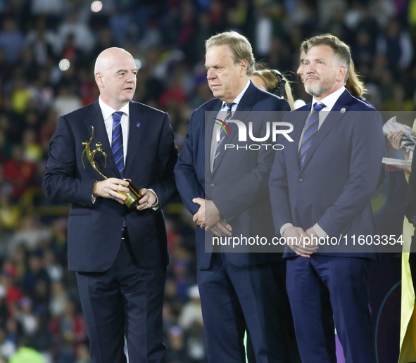 Ramon Jesurun, Gianni Infantino, and Alejandro Dominguez attend the 2024 FIFA U-20 Women's World Cup final match between the United States a...