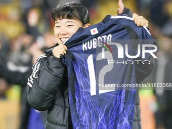 Uno Shiragaki of Japan poses with the jersey of teammate Mao Kubota after the FIFA U-20 Women's World Cup Colombia 2024 Final match between...