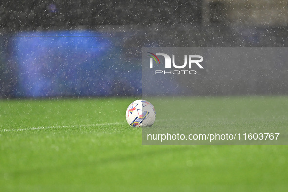 The ball in the rain before the Italian Serie A football match between Atalanta BC and Calcio Como in Bergamo, Italy, on September 23, 2024,...