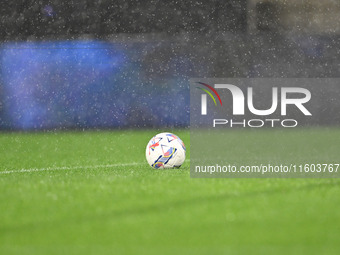 The ball in the rain before the Italian Serie A football match between Atalanta BC and Calcio Como in Bergamo, Italy, on September 23, 2024,...