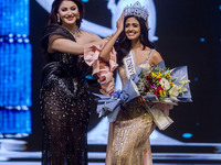 In Jaipur, Rajasthan, India, on September 22, 2024, Miss Universe India 2015 and Bollywood actor Urvashi Rautela crowns Rhea Singha as Miss...