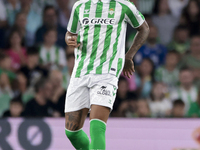 Natan Bernardo de Souza of Real Betis controls the ball during the La Liga EA Sports match between Real Betis and RCD Mallorca at Benito Vil...