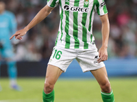 Sergi Altimira of Real Betis controls the ball during the La Liga EA Sports match between Real Betis and RCD Mallorca at Benito Villamarin i...