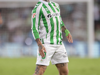 Chimy Avila of Real Betis controls the ball during the La Liga EA Sports match between Real Betis and RCD Mallorca at Benito Villamarin in S...