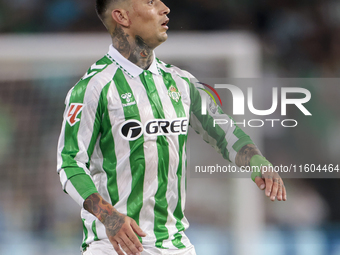 Chimy Avila of Real Betis controls the ball during the La Liga EA Sports match between Real Betis and RCD Mallorca at Benito Villamarin in S...